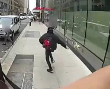 Un homme aux États-Unis a volé 7 paires de lunettes de soleil